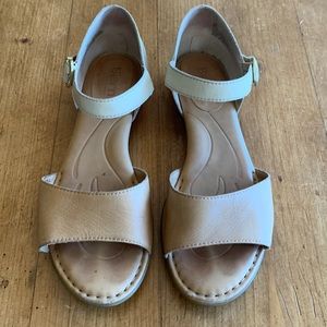 Born d’Orsay sandal